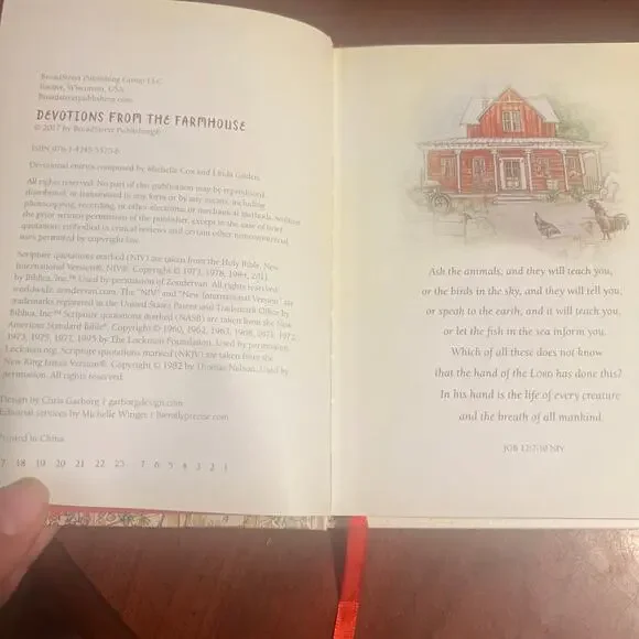 Devotions From The Farmhouse 60-Day Devotional Michelle Cox & Linda Gilden - Picture 4 of 5